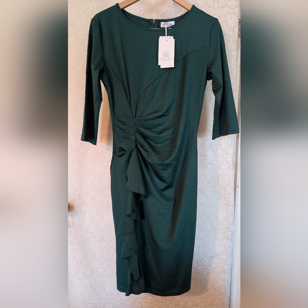 Yajedo‎ New with Tags Green Bodycon Dress W Ruffle Sz. Medium